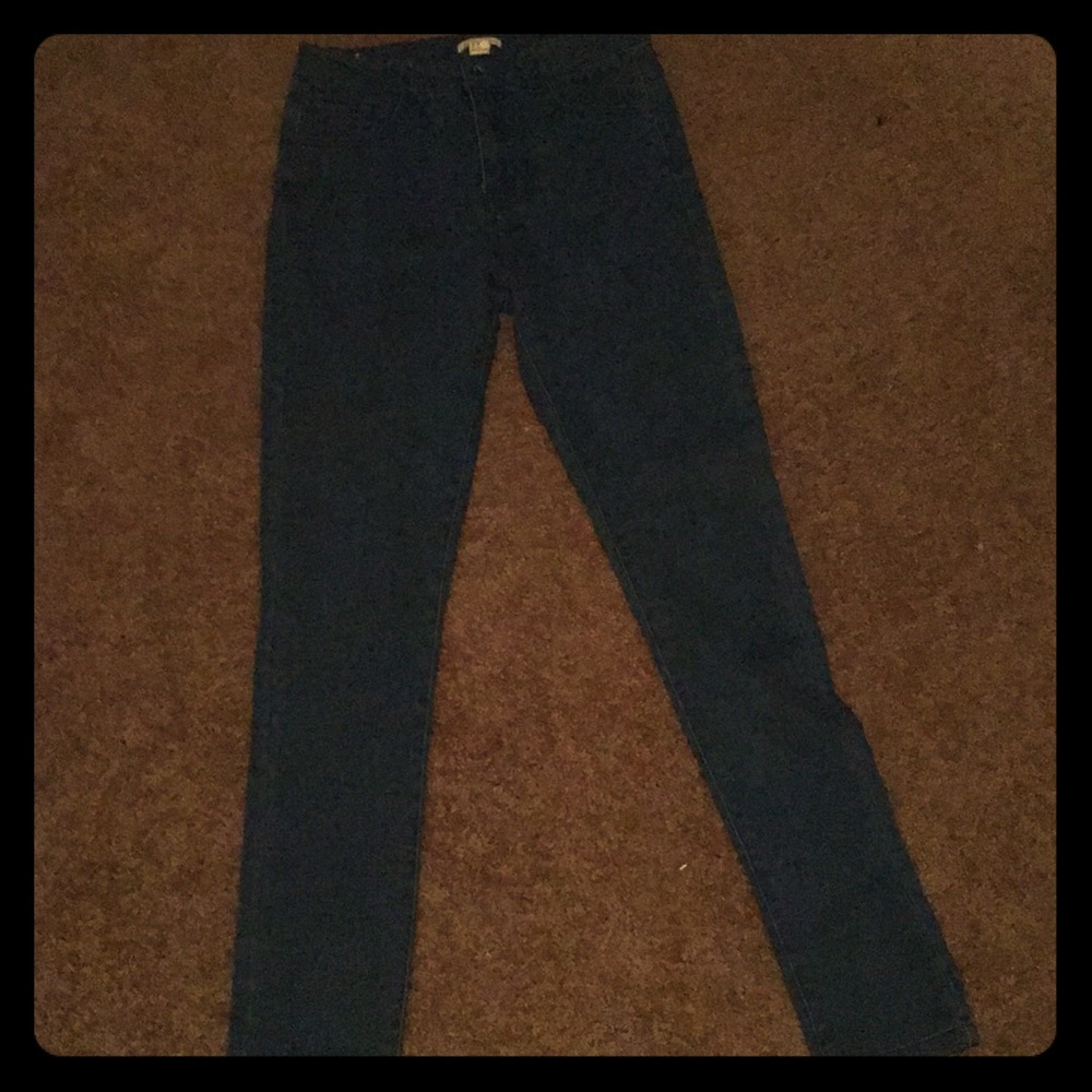 Skinny jeans High waisted.